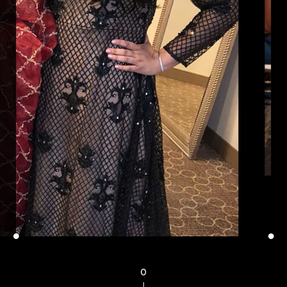 Elegant Black Lace Evening Dress